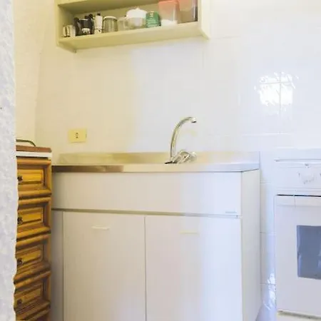 In Pietra Di Tufo Ischitana, Forio Apartment *